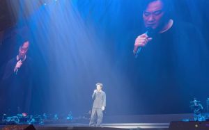 陈奕迅，香港深情歌手，经典歌曲传唱度高的音乐艺术家