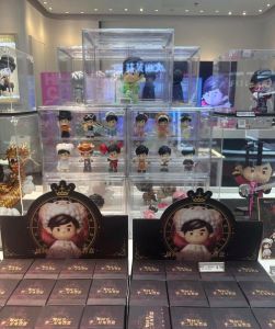 周杰伦官方周边产品-老周新专辑火了，演唱会必秒，官网信息全