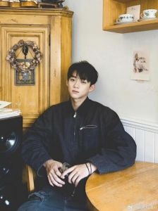 谢可寅警告徐滨直播被指骚扰，双方矛盾升级引热议