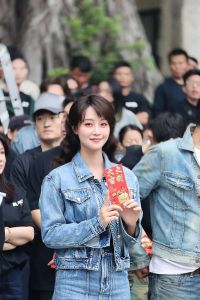 《风与潮》收视高口碑差，观众怒批偶像剧，演技遭质疑