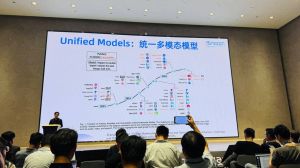 阿里通义万相2.6AI大模型，助力导演创作AI短片捕食者