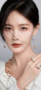 李一桐，灵气演技派，戏精非科班出身！