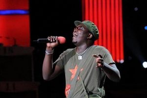 黑人唱的很火的歌曲_2025非洲音乐火出圈！Burna Boy等国际合作，Afrobeats风靡全球！